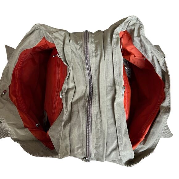 Baggallini Beige Tan Nylon Tote Travel Bag Multi Compartment Medium - Picture 6 of 16